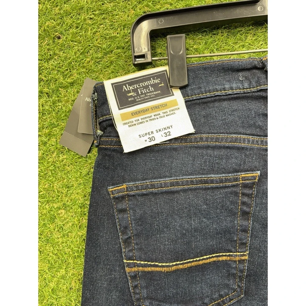 Abercrombie Fitch Jeans Mens 30x32 Super Skinny Stretch Dark Wash Denim 131D0115